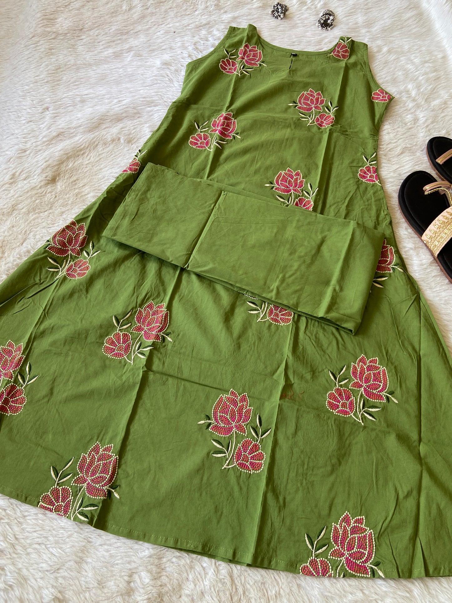 Cotton Flower Embroidery Work Aline Sleeveless Kurti (3/4th Attached) With Full Flair Palazzo. Cotton Aline Kurti Sets For Women.