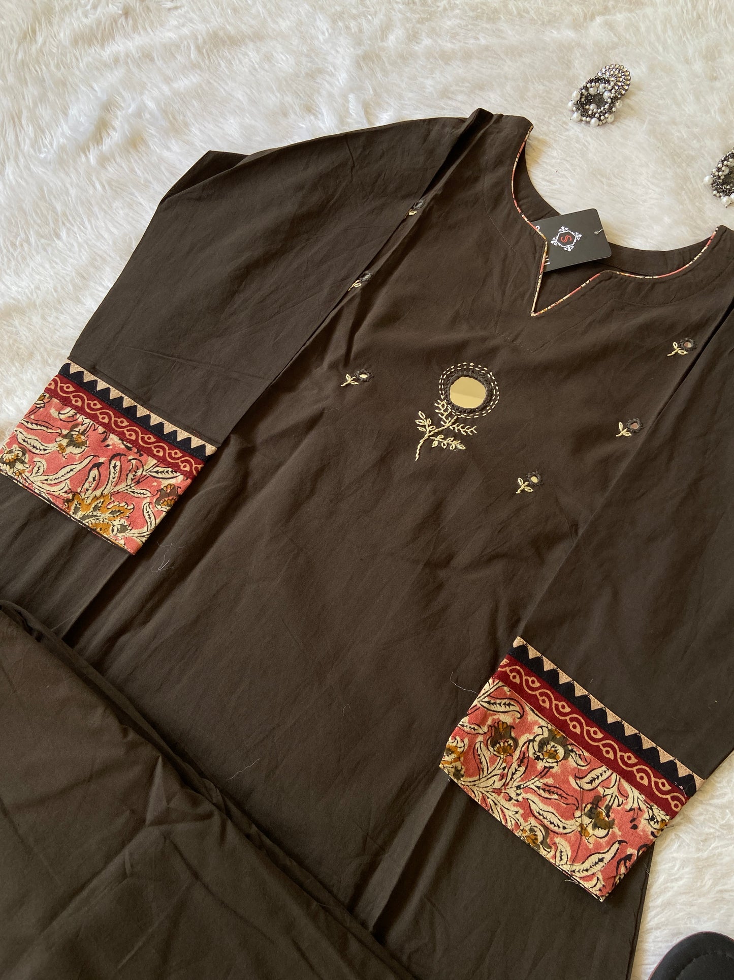 Mirror Worl Kurti With Plain Palazzo. Cotton Kurti Sets For Women.