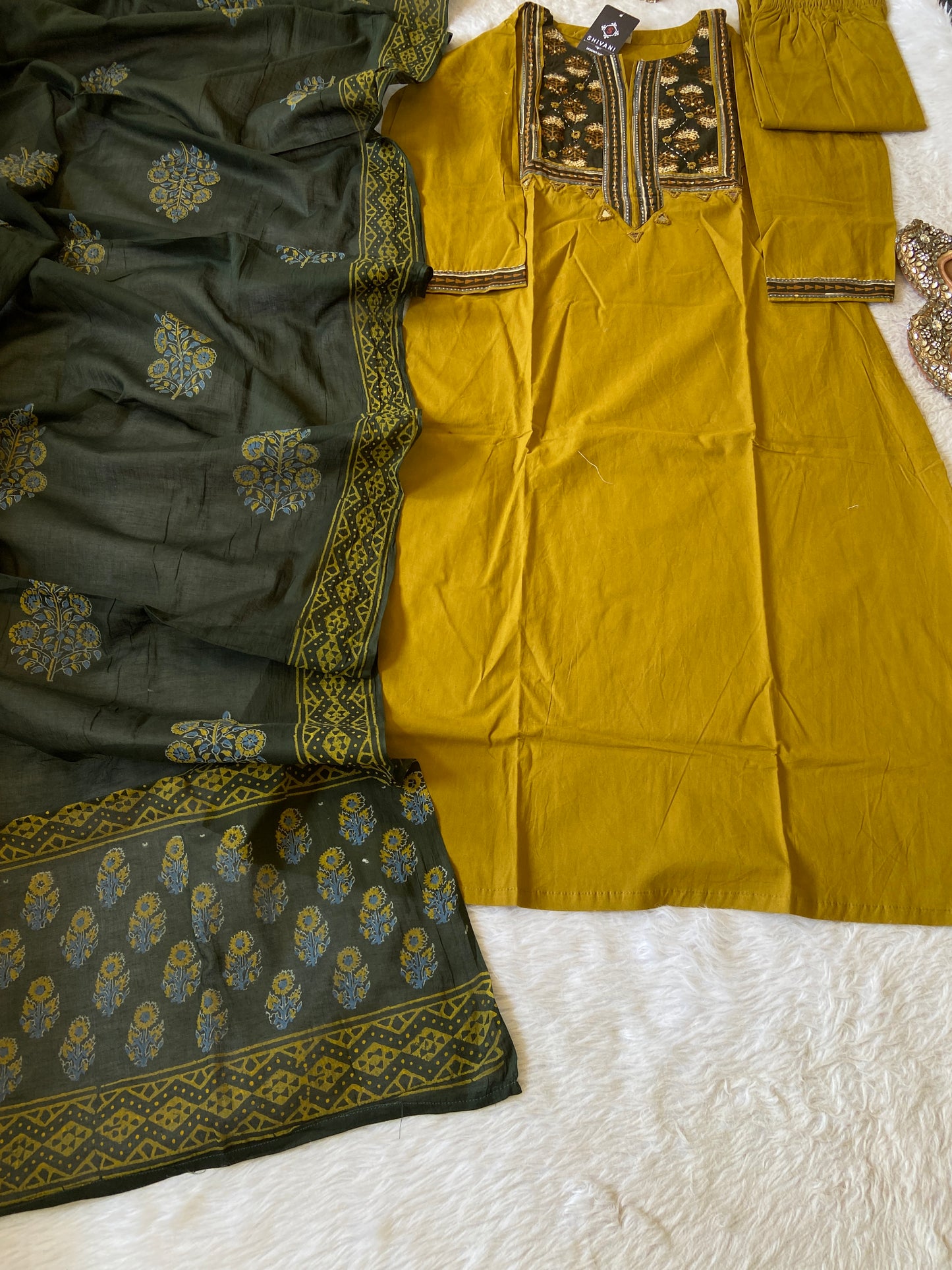 Cotton Kurti With Pant And Dupatta (Gamthi Pair). Cotton Straight Kurti Suit Sets For Women.