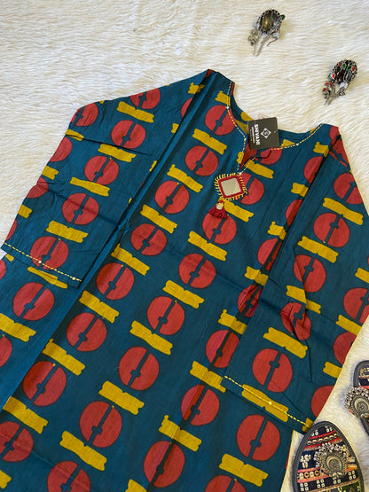 Cotton Short Top (Gamthi Short Top). Cotton Short Top For Women online India. Shop the Latest Festive Summer Collection at Shivani Designer Kurti.