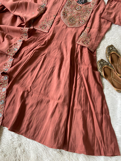 Premium Designer Anarkali Suit. Silk Suit Sets For Women Online India. Shop the Latest Festive Summer Collection at Shivani Designer Kurti.