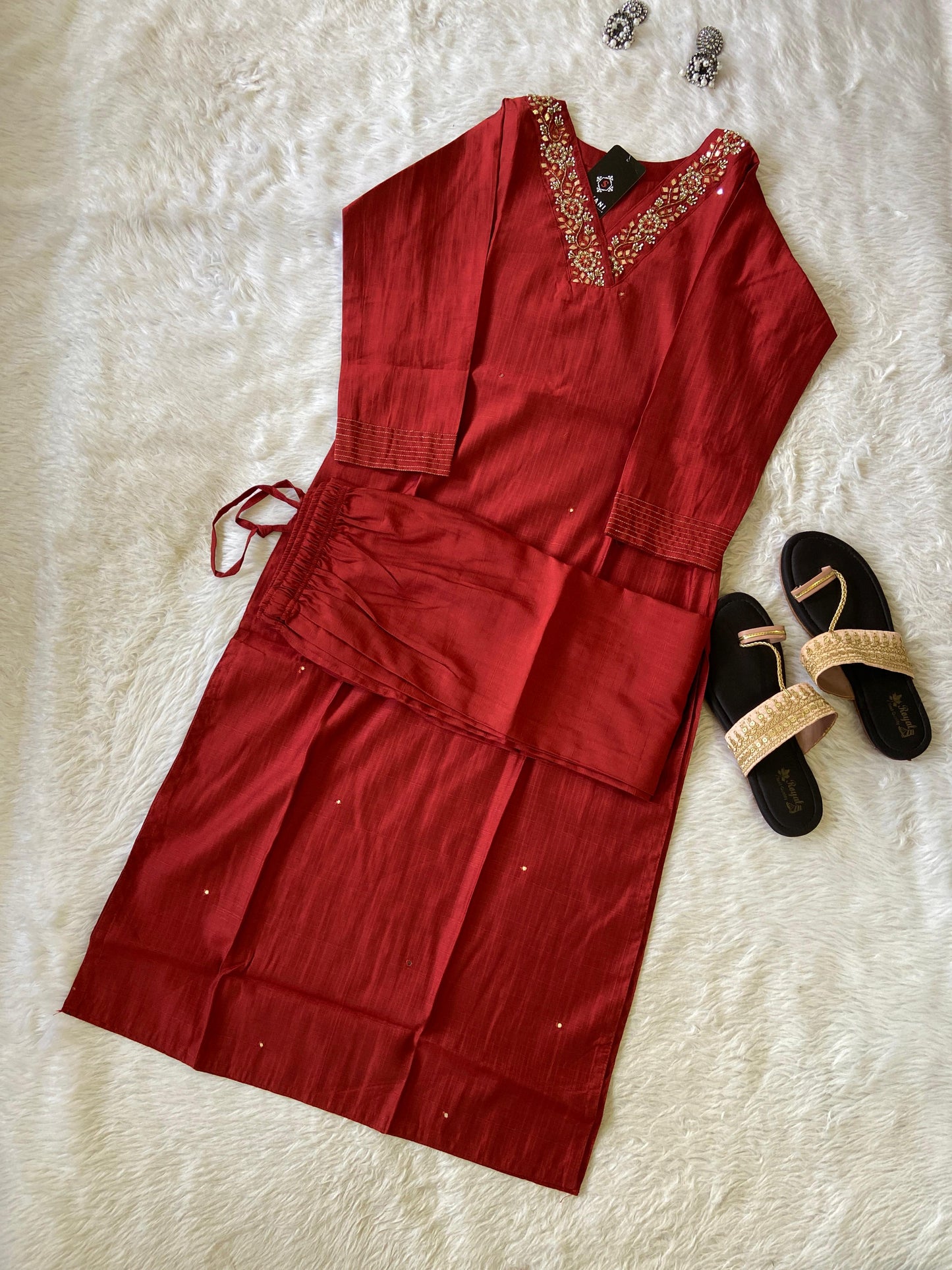 VNeck With Beautiful Handwork, StraightCut Kurti With Palazzo. Silk StraightCut Kurti Sets For Women