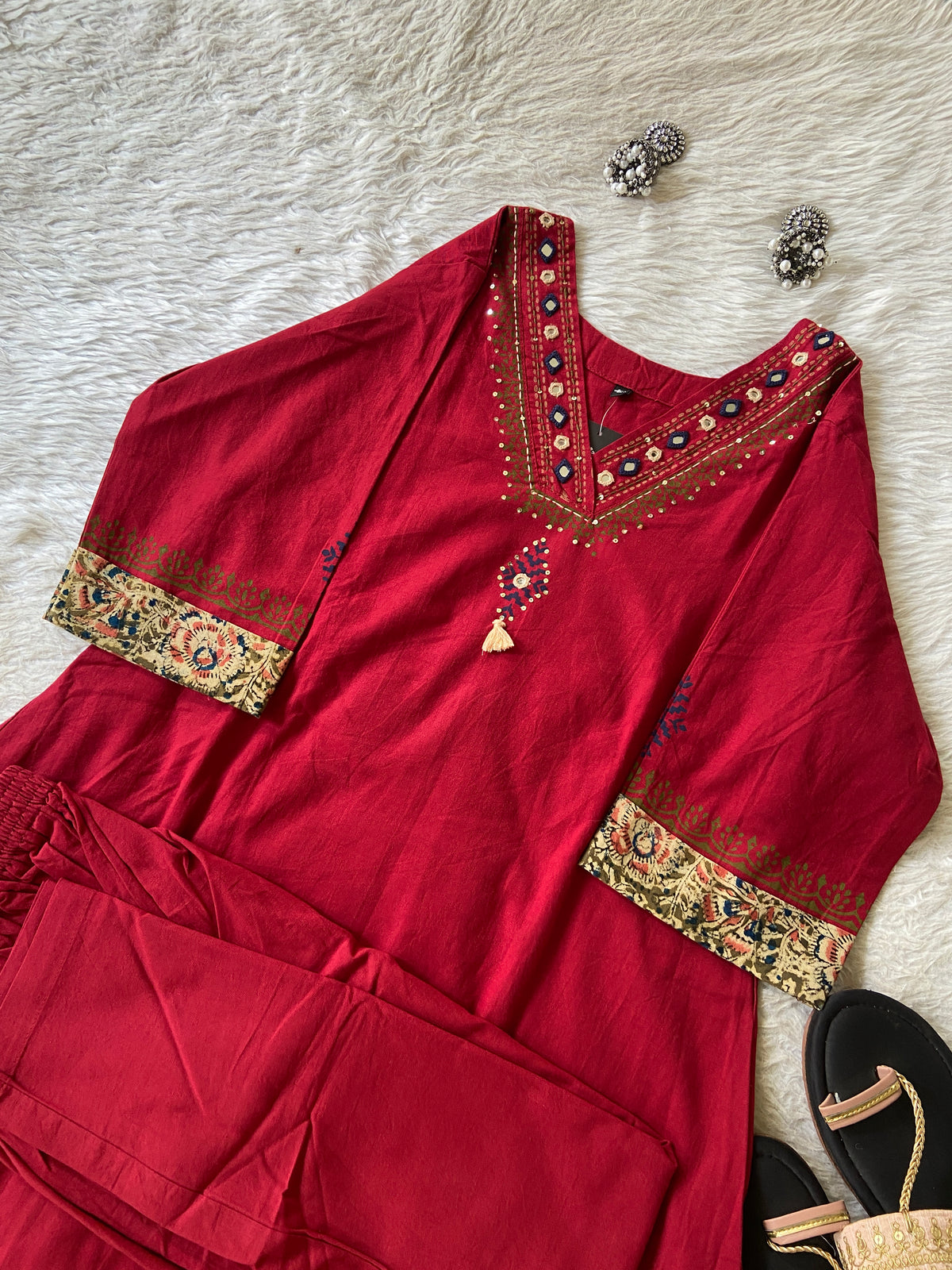 Mirror Work Aline Cotton Kurti And Palazzo (Gamthi Pair). Cotton Kurti Sets For Women Online India. Shop the Latest Festive Summer Collection at Shivani Designer Kurti.