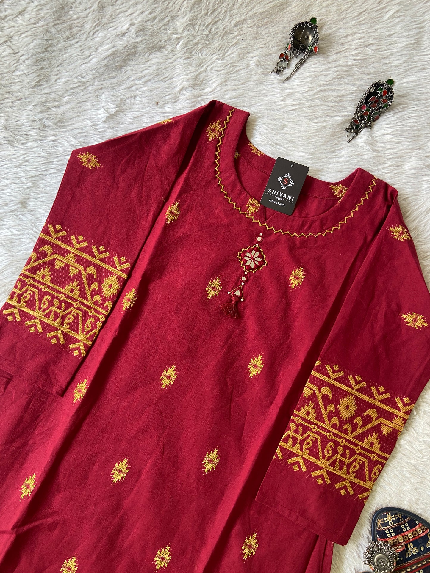 Aline Cotton Kurti. Cotton Kurtis For Women Online India. Shop the Latest Festive Summer Collection at Shivani Designer Kurti.