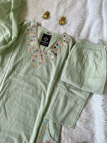 Mirror Work Cotton Straight Cut Kurti With Pant And Dupatta. Cotton Suit Sets For Women Online India. Shop the Latest Festive Summer Collection at Shivani Designer Kurti.