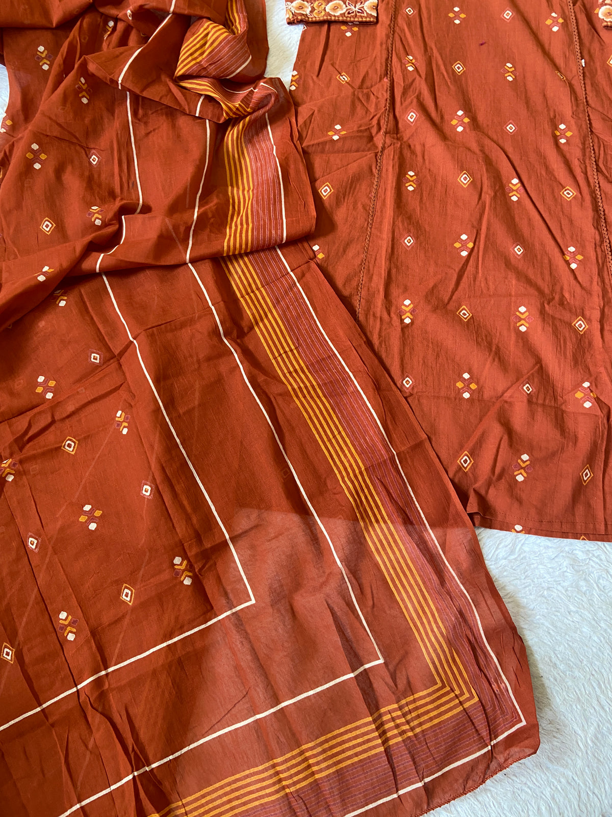 V-Neck Style, Embroidery Work Cotton Straight Cut Kurti With Pant And Dupatta. Cotton Suit Sets For Women Online India. Shop the Latest Festive Summer Collection at Shivani Designer Kurti.