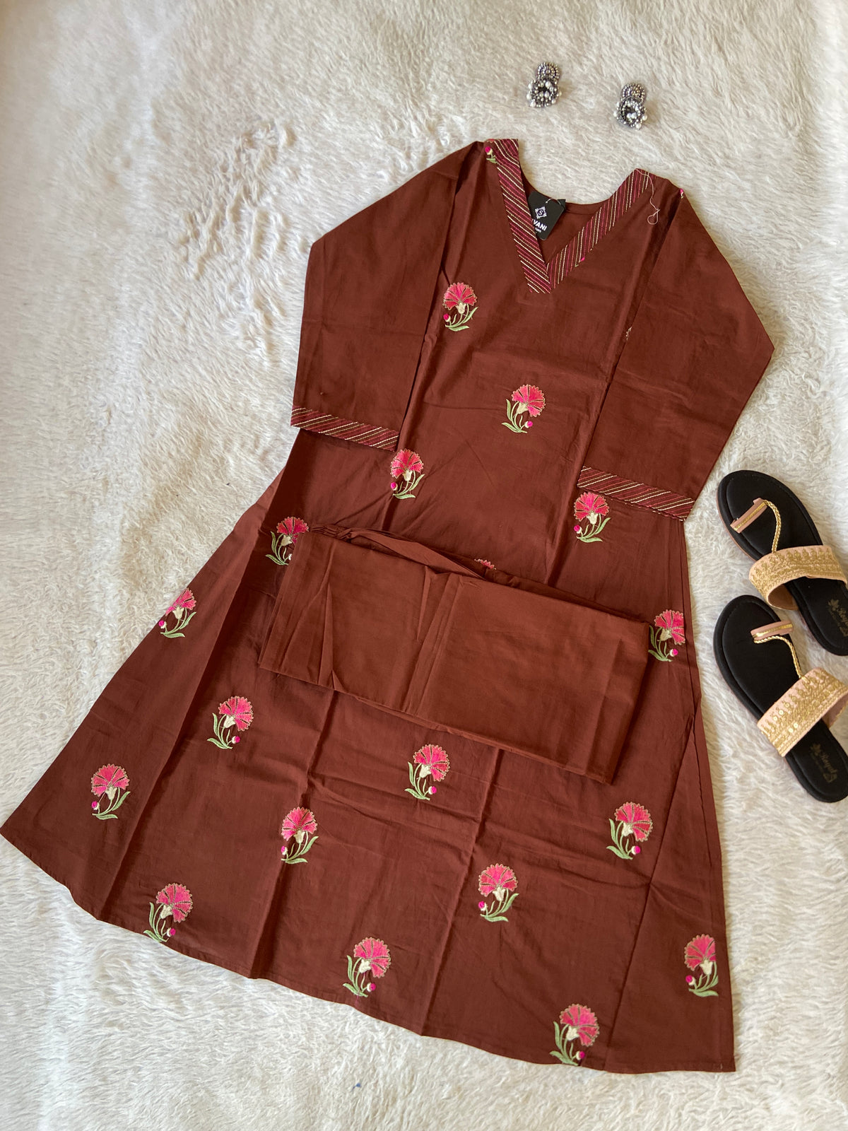 Embroidery Work Cotton Aline Kurti With Full Flair Palazzo. Cotton Kurti Sets For Women Online India. Shop the Latest Festive Summer Collection at Shivani Designer Kurti.