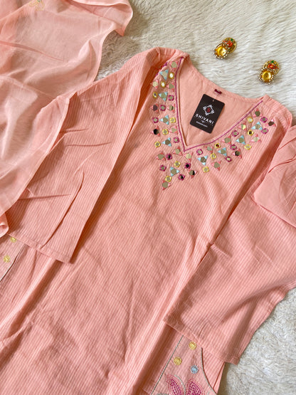 Mirror Work Cotton Straight Cut Kurti With Pant And Dupatta. Cotton Suit Sets For Women Online India. Shop the Latest Festive Summer Collection at Shivani Designer Kurti.