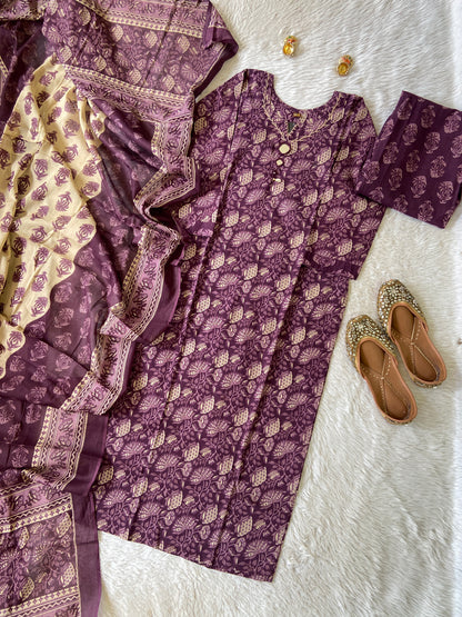 Jaipuri Print Cotton Straight Cut Kurti With Pant And Dupatta. Cotton Suit Sets For Women Online India. Shop the Latest Festive Summer Collection at Shivani Designer Kurti.