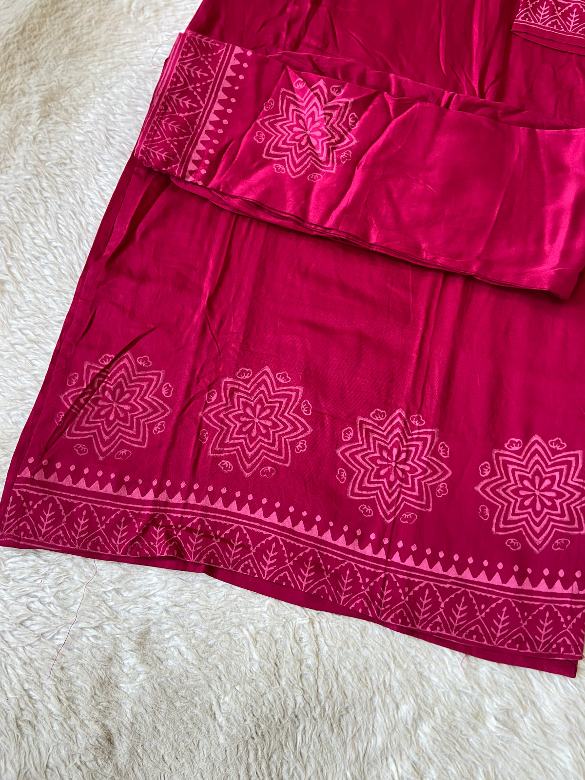Gaji Satin Straight Kurti With Palazzo. Silk Kurti Sets For Women Online India. Shop the Latest Festive Summer Collection at Shivani Designer Kurti.
