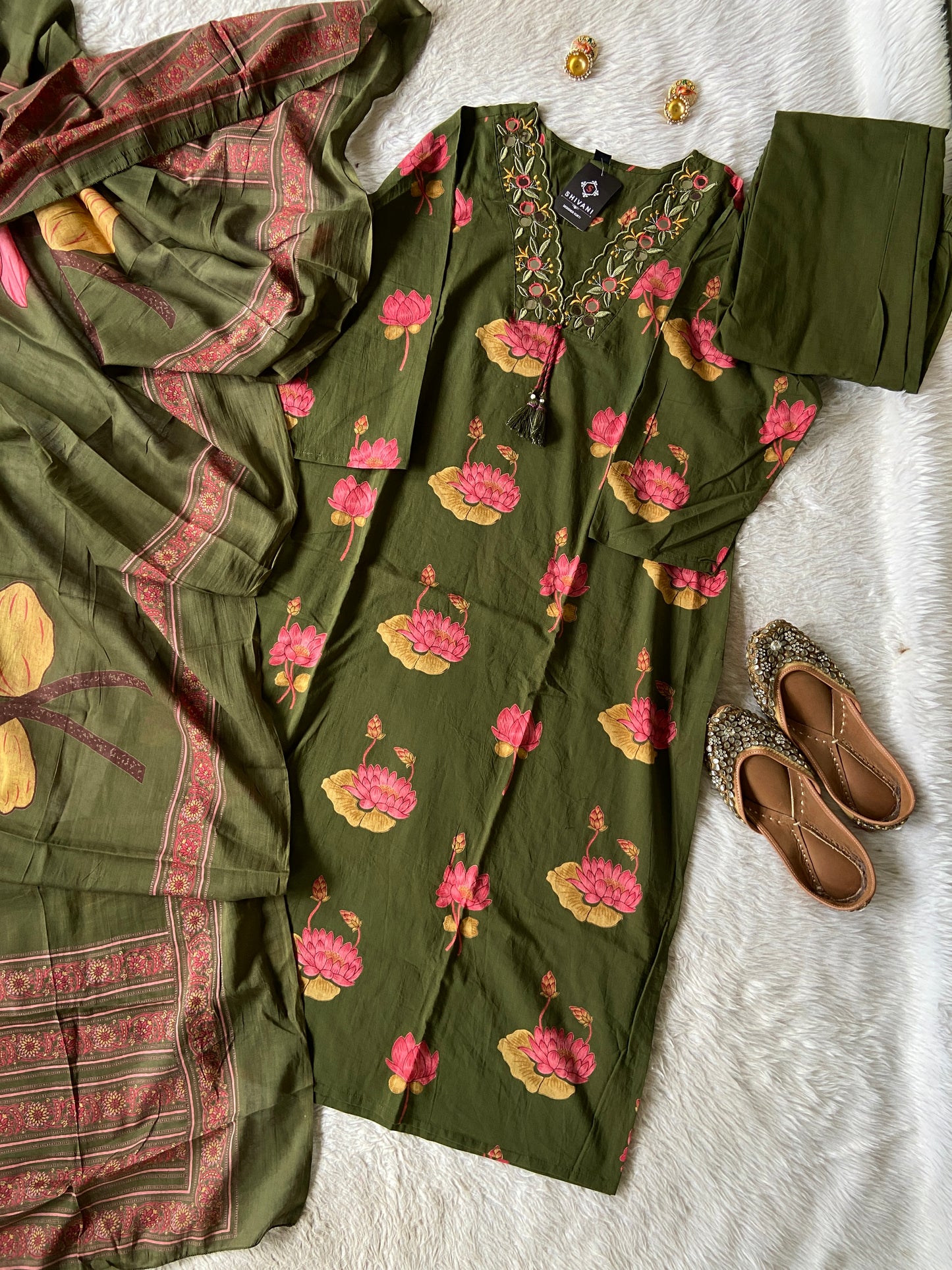 Cotton Straight Cut Kurti With Palazzo And Dupatta. Cotton Suit Sets For Women Online India. Shop the Latest Festive Summer Collection at Shivani Designer Kurti.