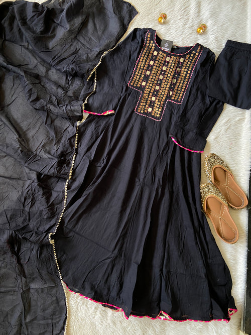 Navaratri Special Cotton Anarkali Kurti With Pant And Dupatta. Cotton Suit Sets For Women Online India. Shop the Latest Festive Summer Collection at Shivani Designer Kurti.