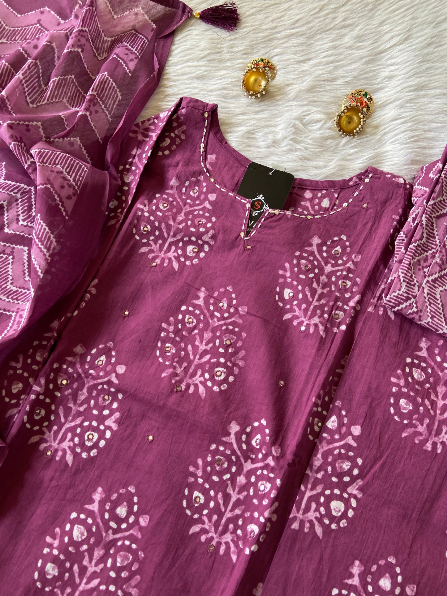 Batik Print StraightCut Kurti With Printed Pant And Dupatta, Cotton StraightCut Kurti Suit Sets For Women