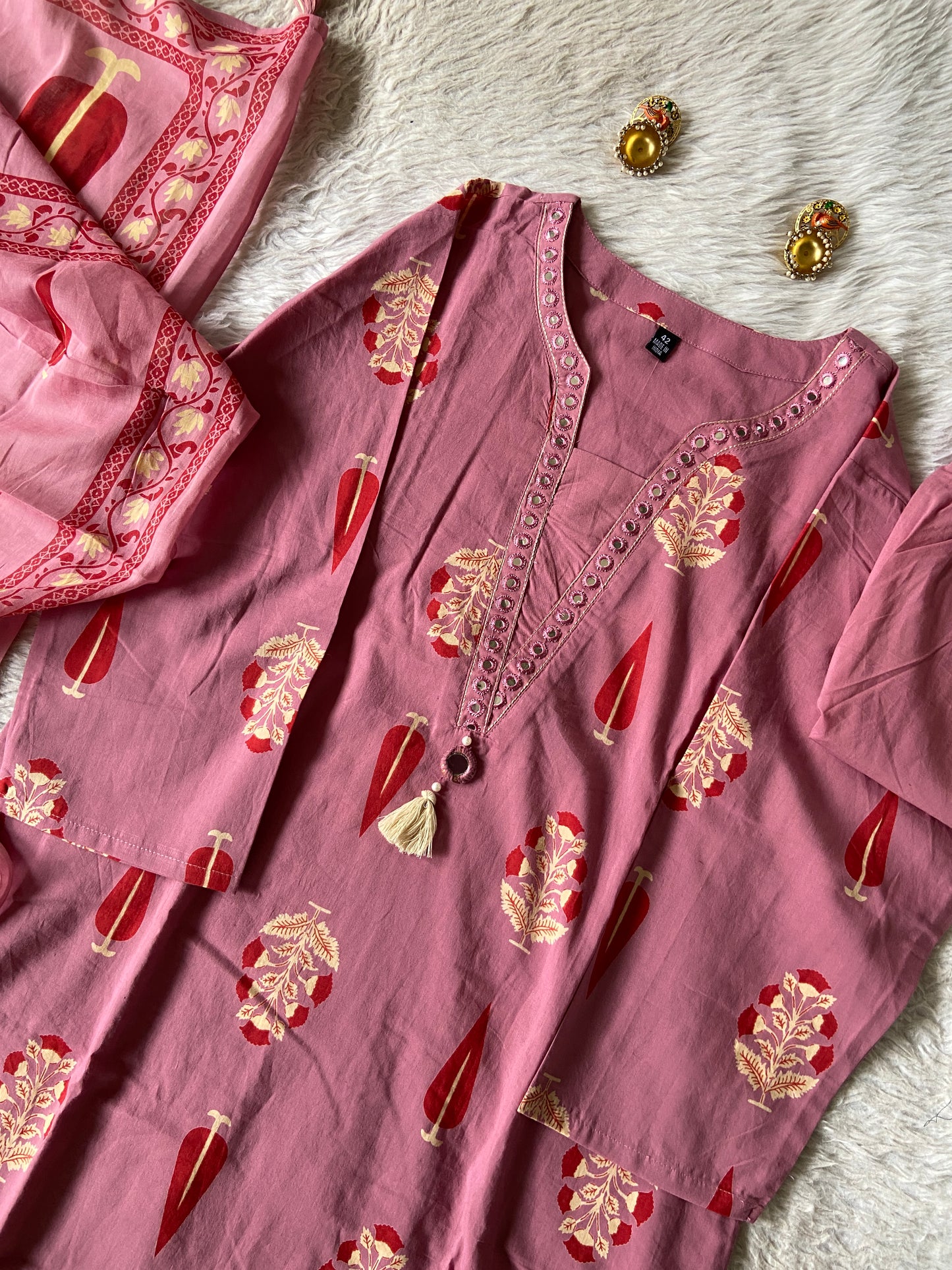 Cotton Straight Cut Kurti With Palazzo And Dupatta. Cotton Suit Sets For Women Online India. Shop the Latest Festive Summer Collection at Shivani Designer Kurti.