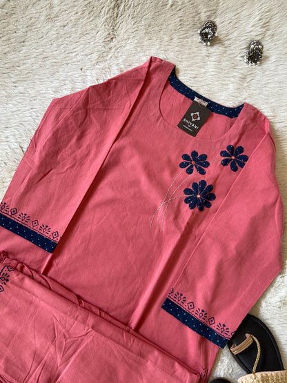 Aplic Work Cotton Straight Kurti With Palazzo. Cotton Kurti Sets For Women Online India. Shop the Latest Festive Summer Collection at Shivani Designer Kurti.