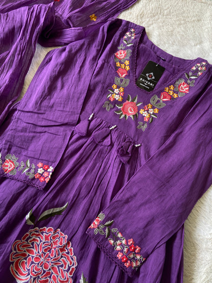 Mul Cotton Aline Kurti, Pant And Dupatta. Cotton Suits Sets For Women Online India. Shop the Latest Festive Summer Collection at Shivani Designer Kurti.