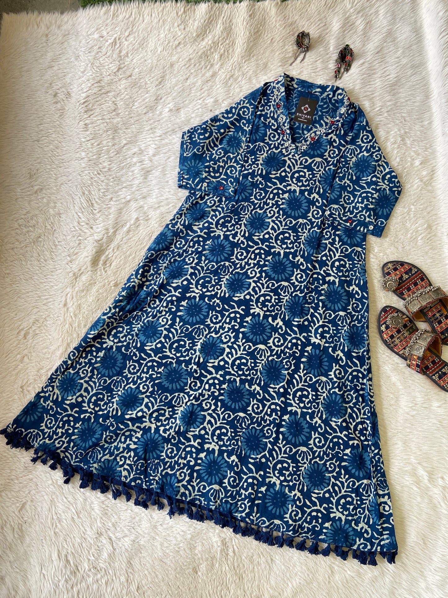 Cotton Midi, Cotton Aline Kurti With Mirror Work (Gamthi Kurti). Cotton Kurti For Women online India. Shop the Latest Festive Summer Collection at Shivani Designer Kurti.