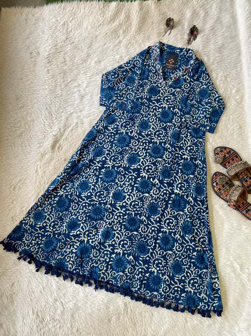 Cotton Midi, Cotton Aline Kurti With Mirror Work (Gamthi Kurti). Cotton Kurti For Women online India. Shop the Latest Festive Summer Collection at Shivani Designer Kurti.