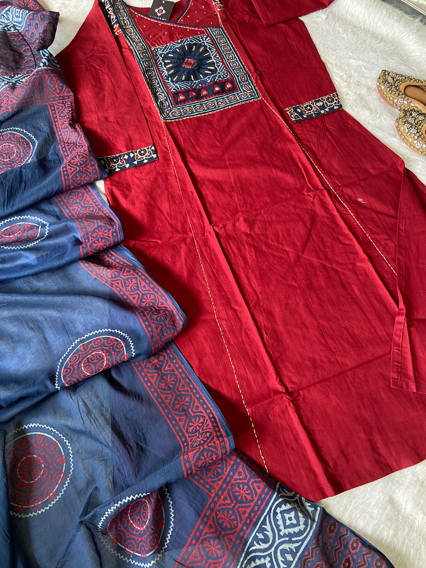 Patchwork And Mirrorwork In Neck, Cotton Aline Kurti With Pant And Dupatta (Gamthi Pair). Cotton Suit Sets For Women Online India. Shop the Latest Festive Summer Collection at Shivani Designer Kurti.