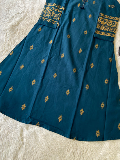 Aline Cotton Kurti. Cotton Kurtis For Women Online India. Shop the Latest Festive Summer Collection at Shivani Designer Kurti.