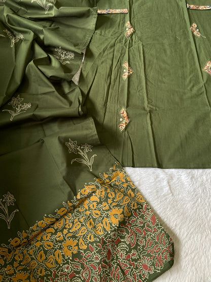 Aplic Work Cotton Aline Kurti, Palazzo And Block Printed Dupatta (Gamthi Pair). Cotton Suit Sets For Women Online India. Shop the Latest Festive Summer Collection at Shivani Designer Kurti.