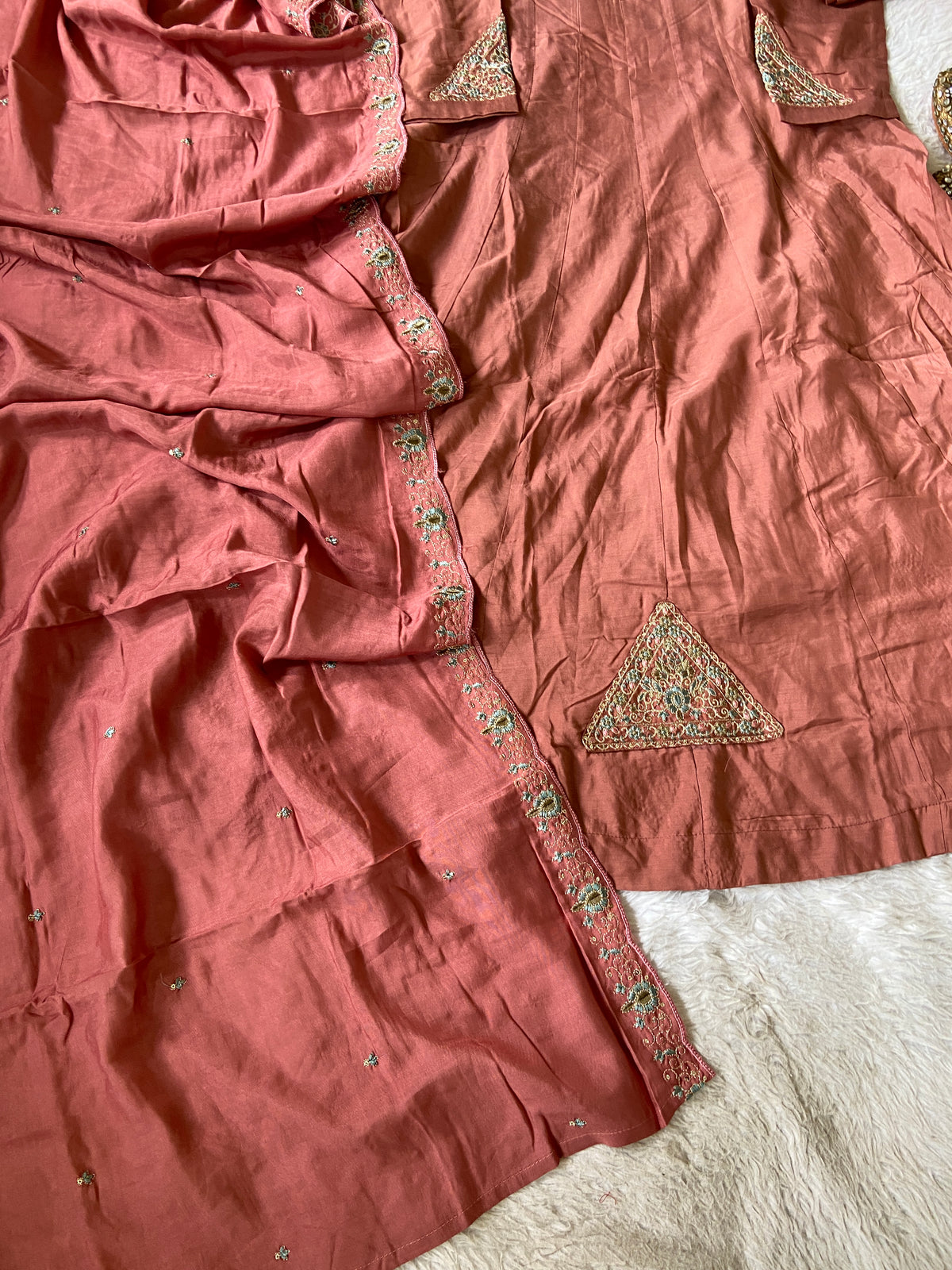 Premium Designer Anarkali Suit. Silk Suit Sets For Women Online India. Shop the Latest Festive Summer Collection at Shivani Designer Kurti.