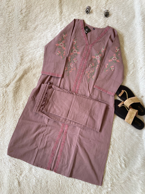 Cross Stitch Embroidery Work Cotton Straight Kurti With Palazzo. Cotton Kurti Sets For Women Online India. Shop the Latest Festive Summer Collection at Shivani Designer Kurti.