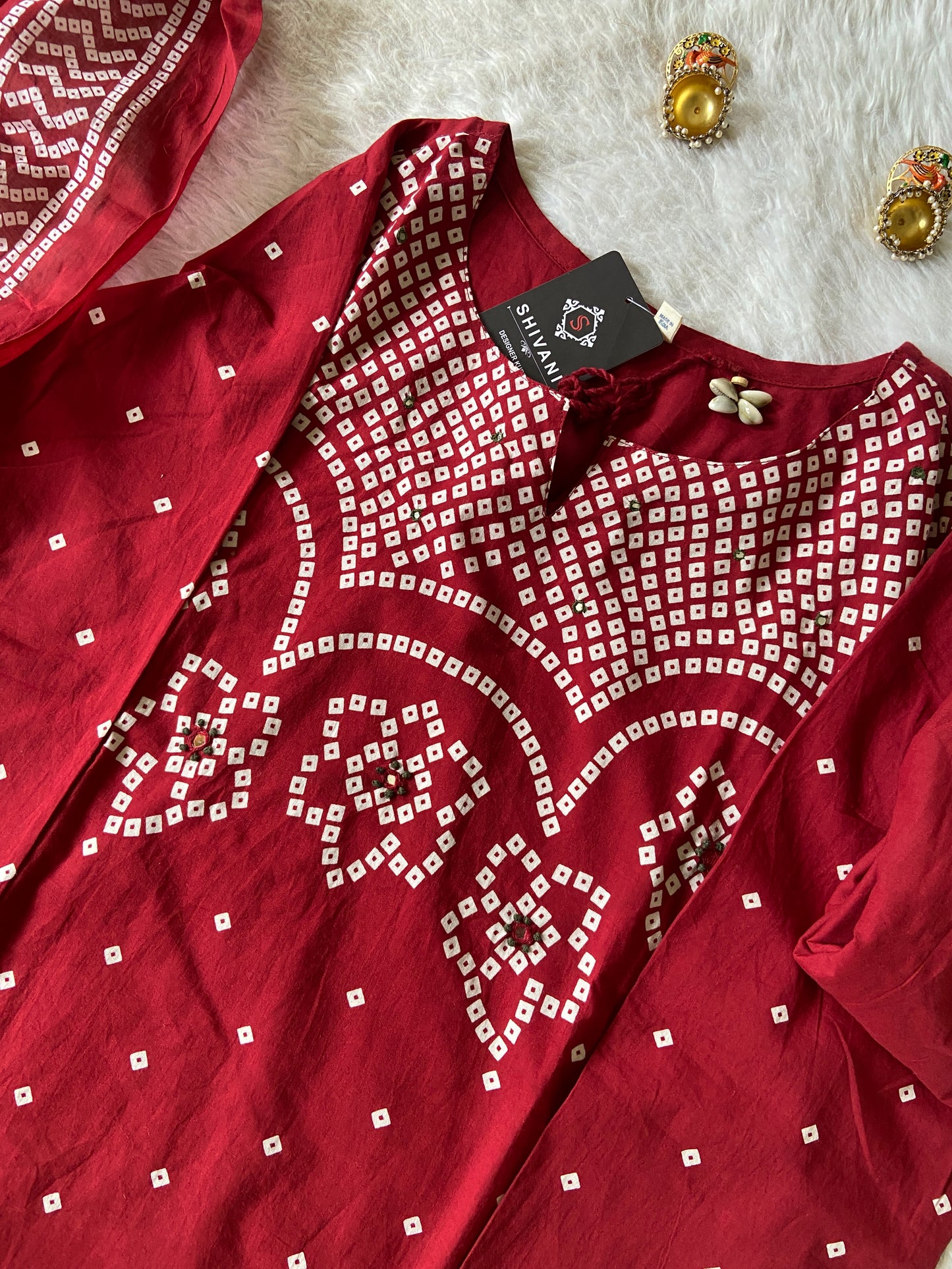 Bandani / Bandhej Print Cotton Aline Kurti With Palazzo And Dupatta.. Cotton Suit Sets For Women Online India. Shop the Latest Festive Summer Collection at Shivani Designer Kurti.