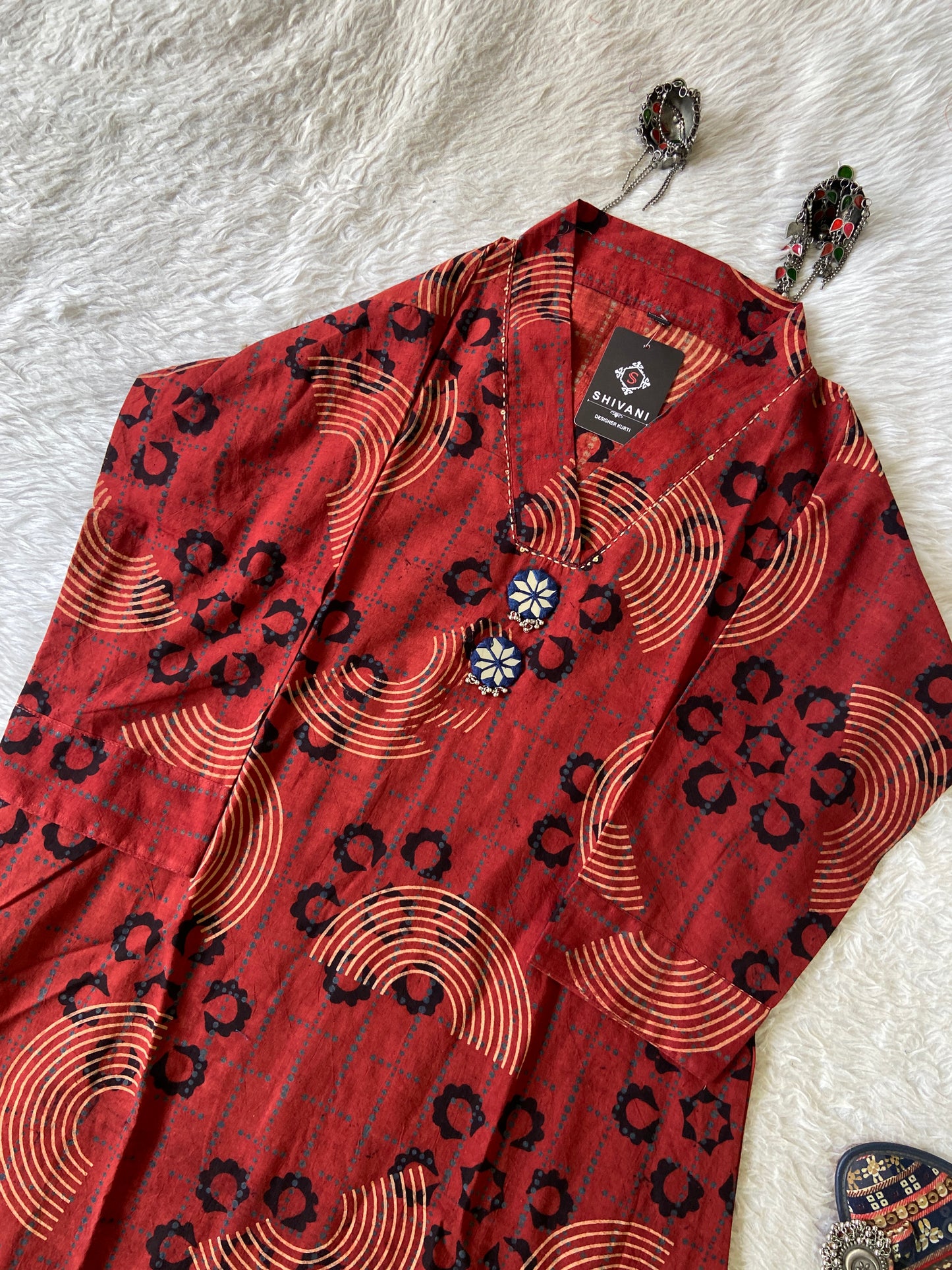 Cotton Midi, Cotton Aline Kurti With Mirror Work (Gamthi Kurti). Cotton Kurti For Women online India. Shop the Latest Festive Summer Collection at Shivani Designer Kurti.