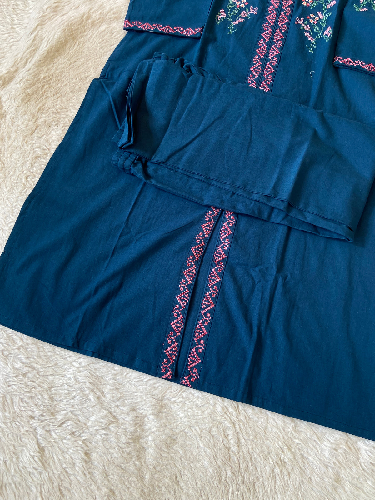 Cross Stitch Embroidery Work Cotton Straight Kurti With Palazzo. Cotton Kurti Sets For Women Online India. Shop the Latest Festive Summer Collection at Shivani Designer Kurti.