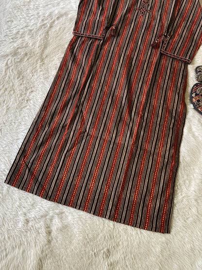 Straight Cotton Kurti. Cotton Kurtis For Women Online India. Shop the Latest Festive Summer Collection at Shivani Designer Kurti.