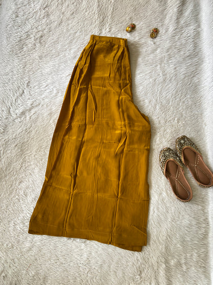 Premium Short Kurti Suit. Silk Short Kurti With Palazzo And Dupatta. Silk Suit Sets For Women Online India. Shop the Latest Festive Summer Collection at Shivani Designer Kurti.