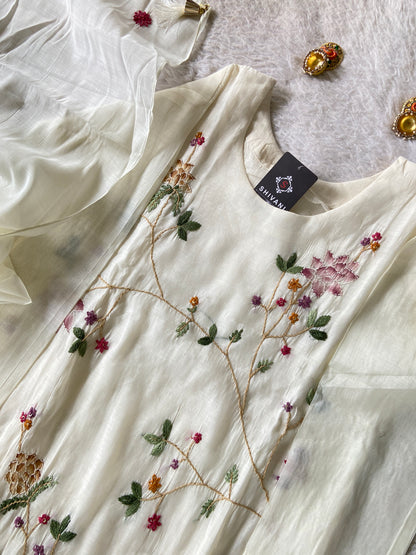 Hand Thread  Work Mul Chanderi Silk Aline Kurti (Lining Available) With Palazzo And Dupatta. Silk Suit Sets For Women Online India. Shop the Latest Festive Summer Collection at Shivani Designer Kurti.