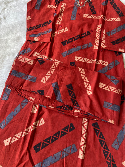 Jaipuri Cotton Printed Straight Kurti With Palazzo. Cotton Kurti Sets For Women Online India. Shop the Latest Festive Summer Collection at Shivani Designer Kurti.