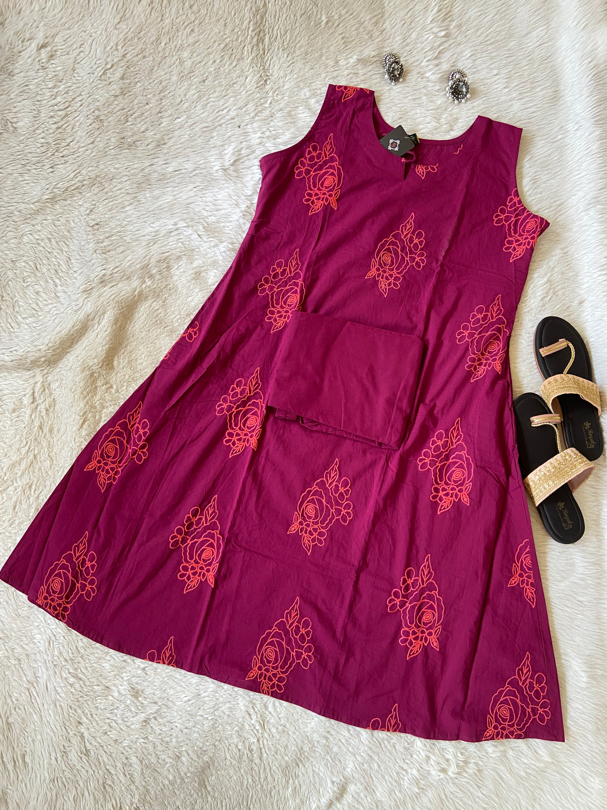 Embroidery Work Sleeveless Cotton Aline Kurti And Palazzo. Cotton Kurti Sets For Women Online India. Shop the Latest Festive Summer Collection at Shivani Designer Kurti.