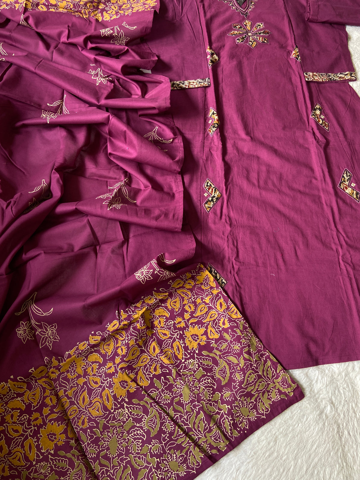 Aplic Work Cotton Aline Kurti, Palazzo And Block Printed Dupatta (Gamthi Pair). Cotton Suit Sets For Women Online India. Shop the Latest Festive Summer Collection at Shivani Designer Kurti.