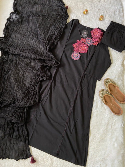 Embroidery Work Cotton Straight Cut Kurti With Pant And Dupatta. Cotton Suit Sets For Women Online India. Shop the Latest Festive Summer Collection at Shivani Designer Kurti.