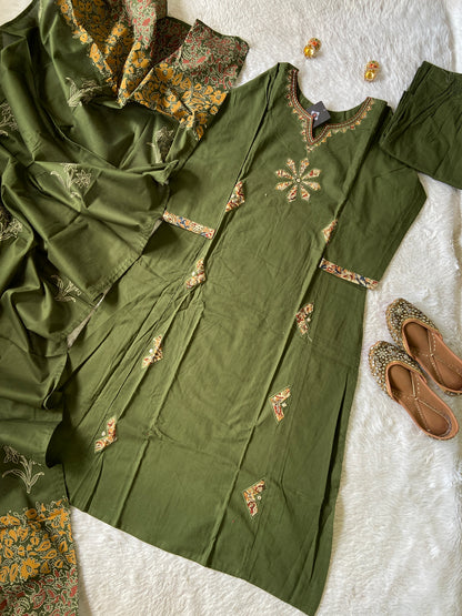 Aplic Work Cotton Aline Kurti, Palazzo And Block Printed Dupatta (Gamthi Pair). Cotton Suit Sets For Women Online India. Shop the Latest Festive Summer Collection at Shivani Designer Kurti.