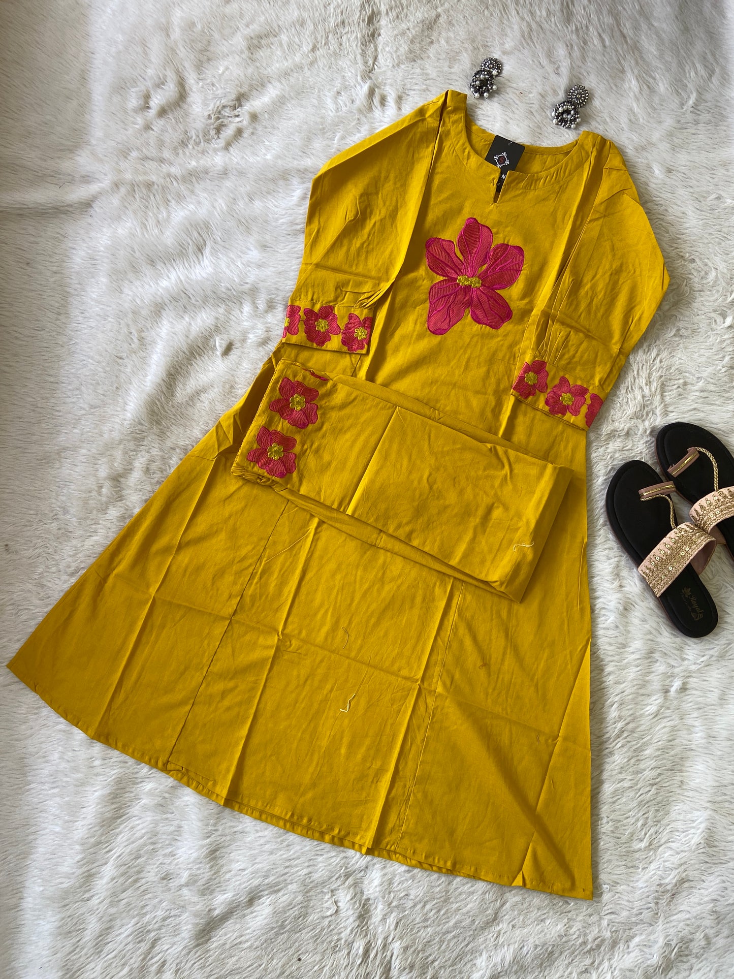 Flower Work In Sleeeve, Palazzo And Neck, Beautiful Aline Kurti With Plain Palazzo. Cotton Aline Kurti Sets For Women