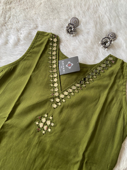 Sleeveless Aline Kurti With Mirror Work With Palazzo, Silk Aline Kurti Sets For Women