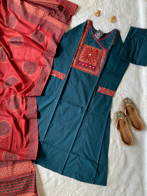 Patchwork And Mirrorwork In Neck, Cotton Aline Kurti With Pant And Dupatta (Gamthi Pair). Cotton Suit Sets For Women Online India. Shop the Latest Festive Summer Collection at Shivani Designer Kurti.