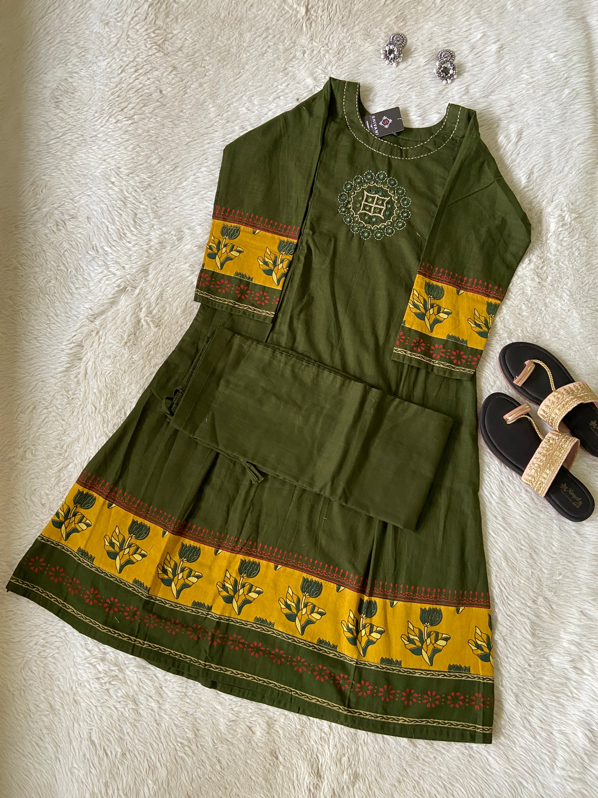 Real Mirror Work Cotton Aline Kurti And Palazzo (Gamthi Pair). Cotton Aline Kurti Sets For Women Online India. Shop the Latest Festive Summer Collection at Shivani Designer Kurti.