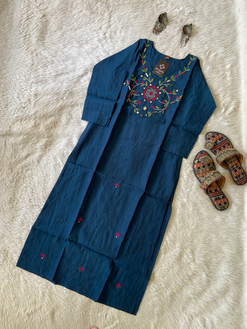 Handwork Straight Silk Kurti. Silk Kurtis For Women Online India. Shop the Latest Festive Summer Collection at Shivani Designer Kurti.