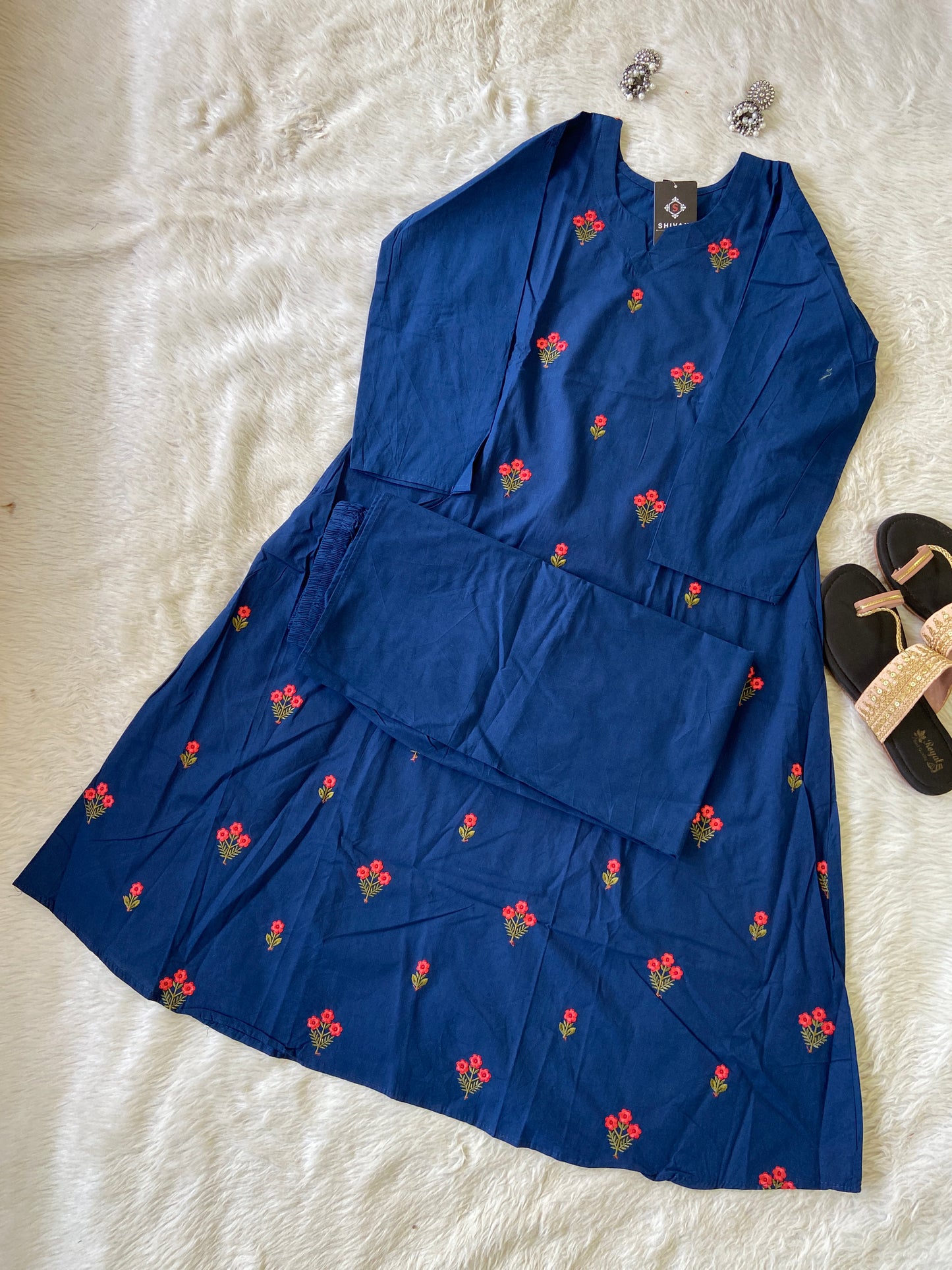 Flower Embroidery Work Aline Kurti With Plain Palazzo. Cotton Aline Kurti Sets For Women