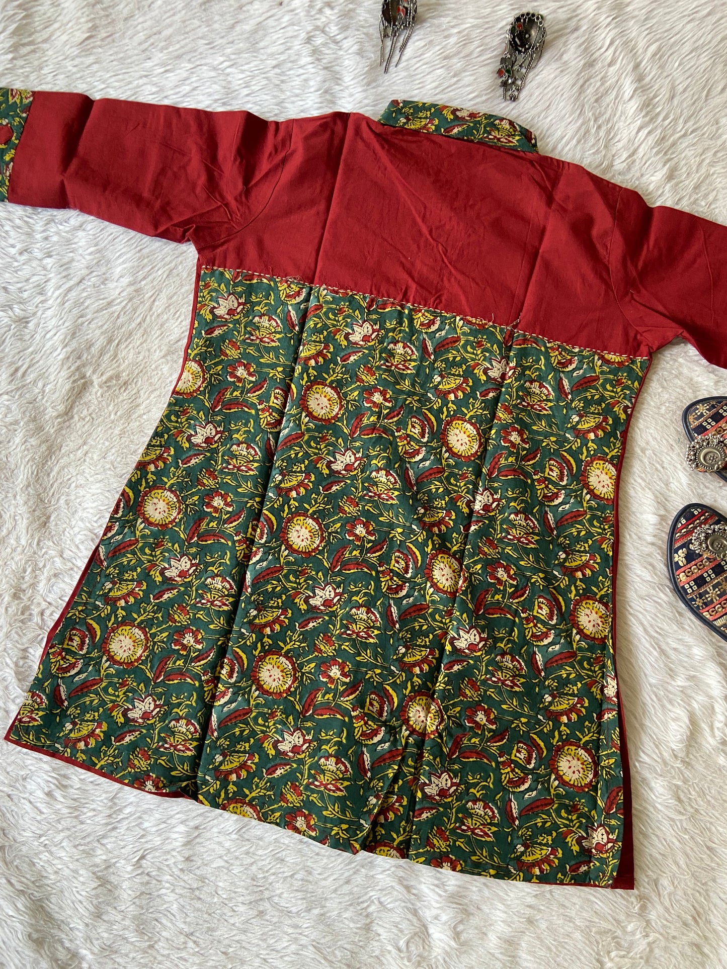 Cotton Collar Neck, Full Sleeve Short Top (Gamthi Short Top). Cotton Short Top For Women online India. Shop the Latest Festive Summer Collection at Shivani Designer Kurti.