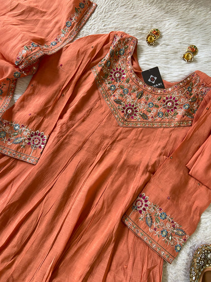 Premium Designer Anarkali Suit. Silk Suit Sets For Women Online India. Shop the Latest Festive Summer Collection at Shivani Designer Kurti.
