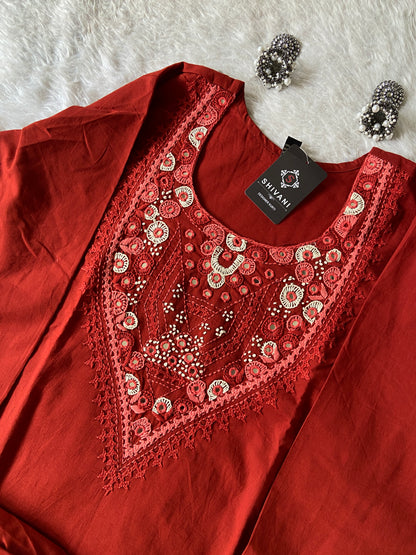 Handwork in Neck Cotton Straight Kurti With Palazzo. Cotton Straight Kurti Sets For Women Online India. Shop the Latest Festive Summer Collection at Shivani Designer Kurti.