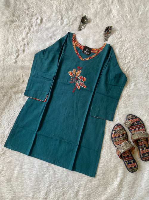 Aplic Work Cotton Short Top (Gamthi). Cotton Short Top For Women online India. Shop the Latest Festive Summer Collection at Shivani Designer Kurti.