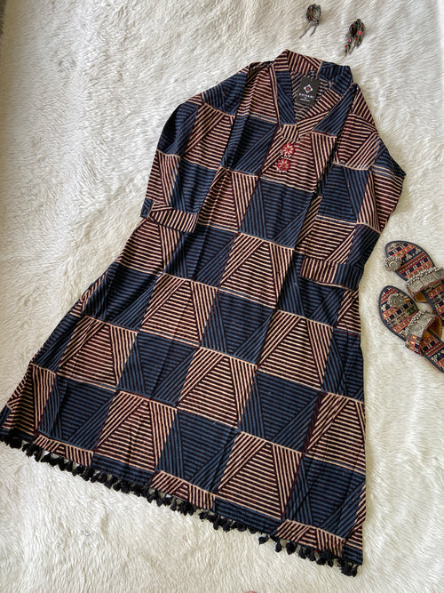Cotton Midi, Cotton Aline Kurti With Mirror Work (Gamthi Kurti). Cotton Kurti For Women online India. Shop the Latest Festive Summer Collection at Shivani Designer Kurti.