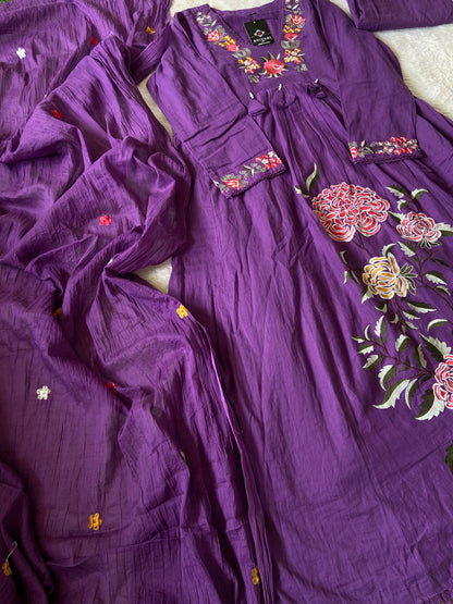 Mul Cotton Aline Kurti, Pant And Dupatta. Cotton Suits Sets For Women Online India. Shop the Latest Festive Summer Collection at Shivani Designer Kurti.
